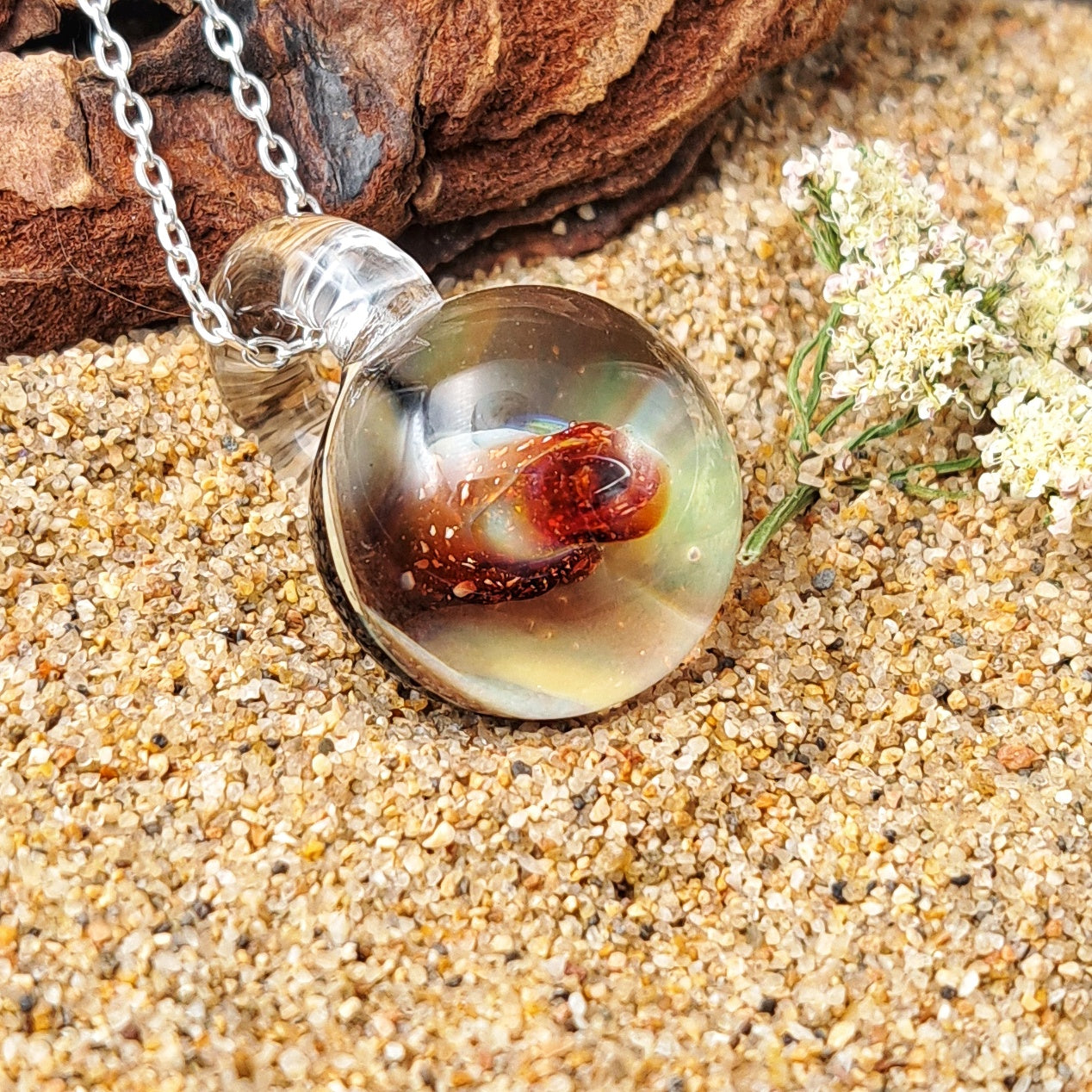 Pendentif Univers "Rose" en verre soufflé