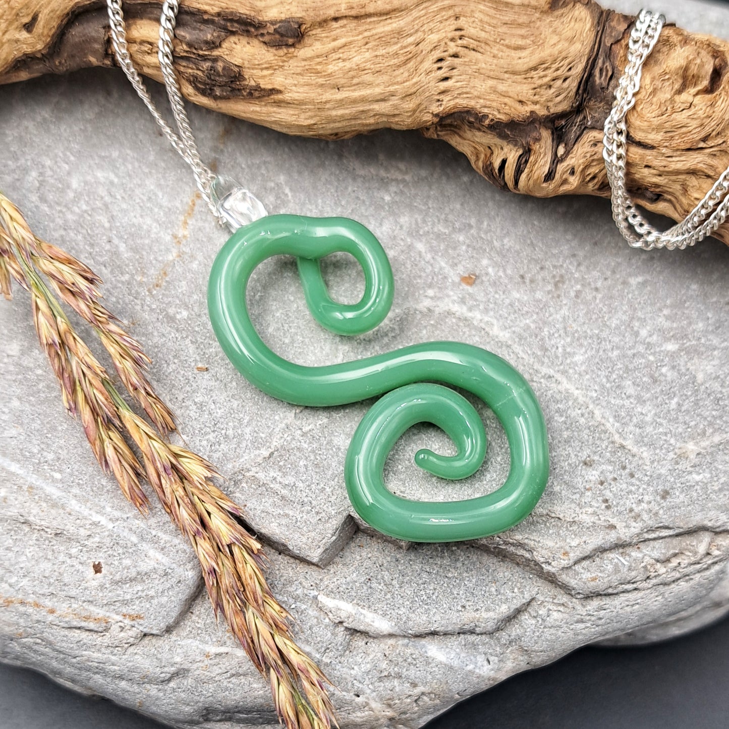 Pendentif serpent n°2